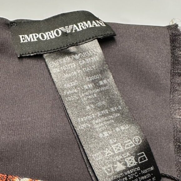 Armani Wool & Silk Italian Scarf NWT! - Picture 3 of 9
